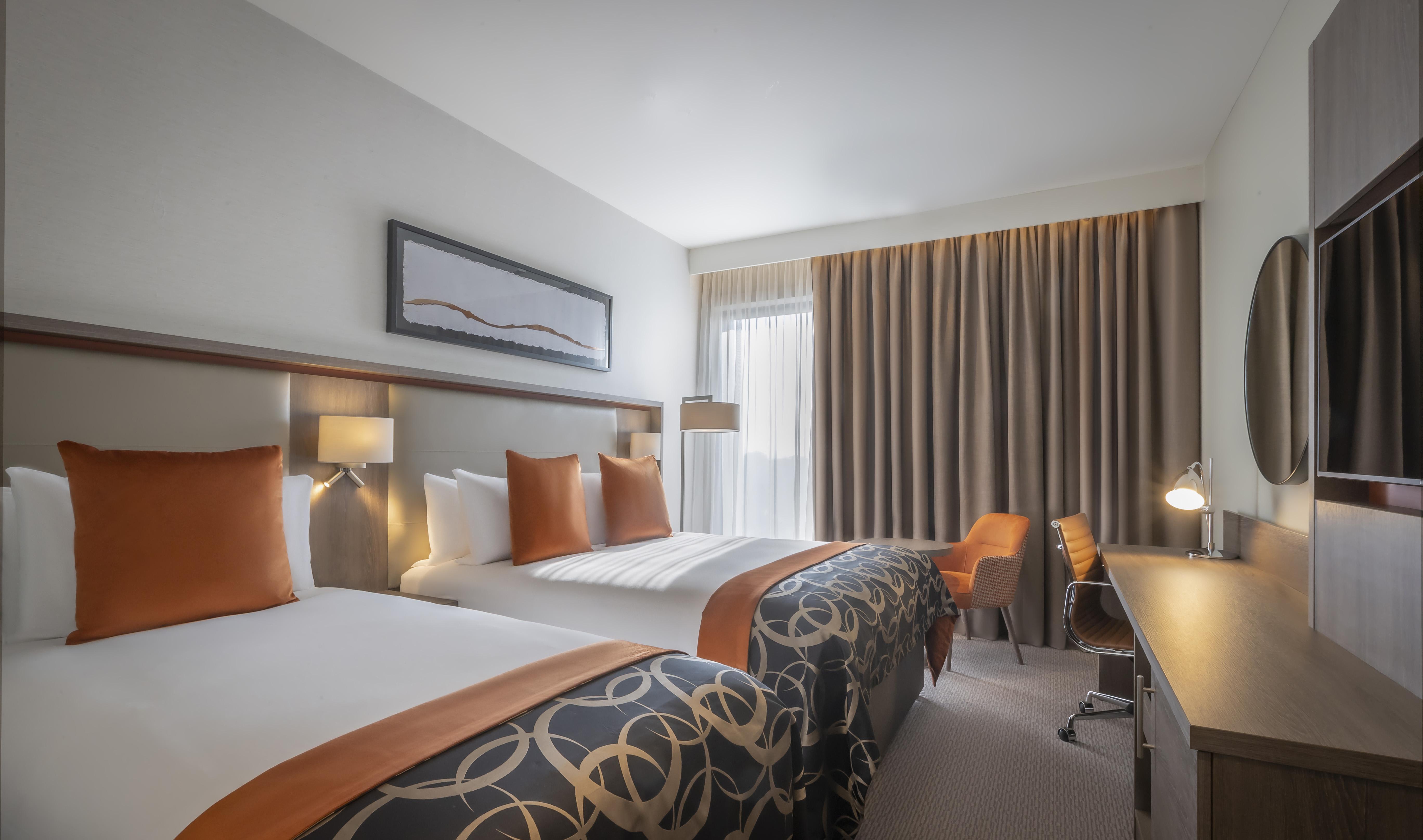 Clayton Hotel Manchester City Centre — Photos 1